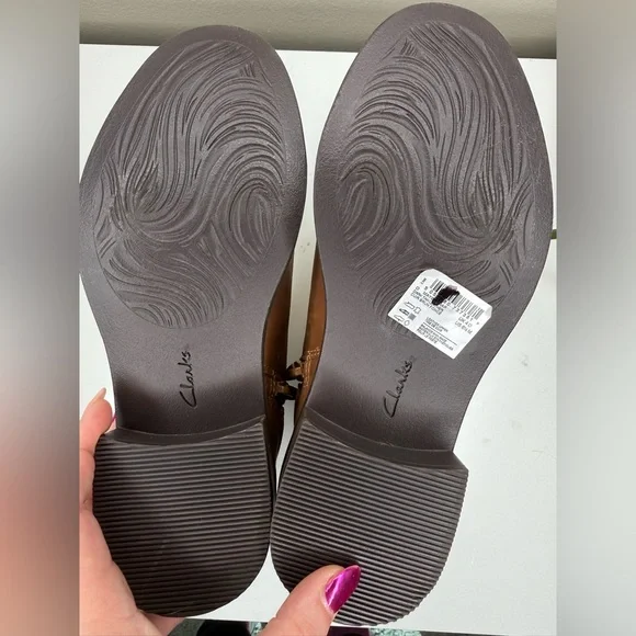 Clarks Collection NWT Cognac Leather Ankle Boots Buckle Zip Booties 6.5 - Picture 8 of 11